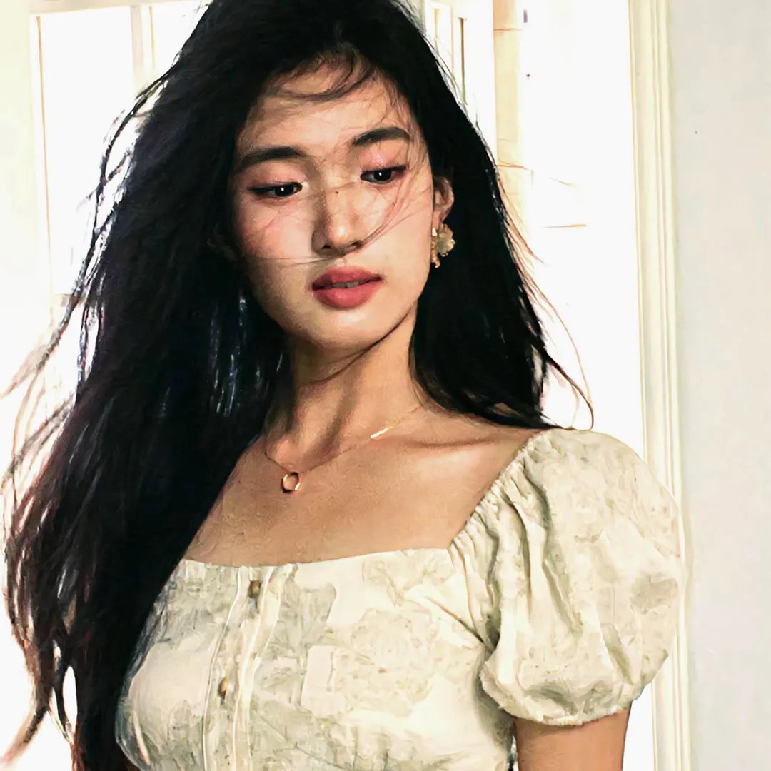 白色的女人